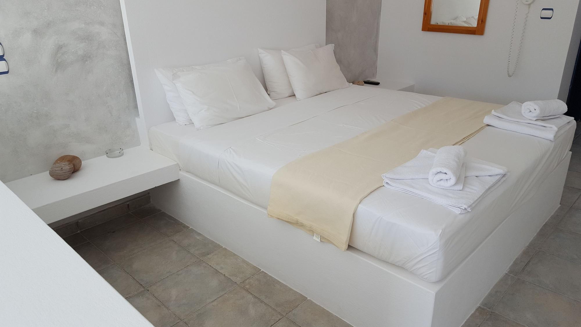 Lagada Beach Hotel Adamantas Eksteriør billede