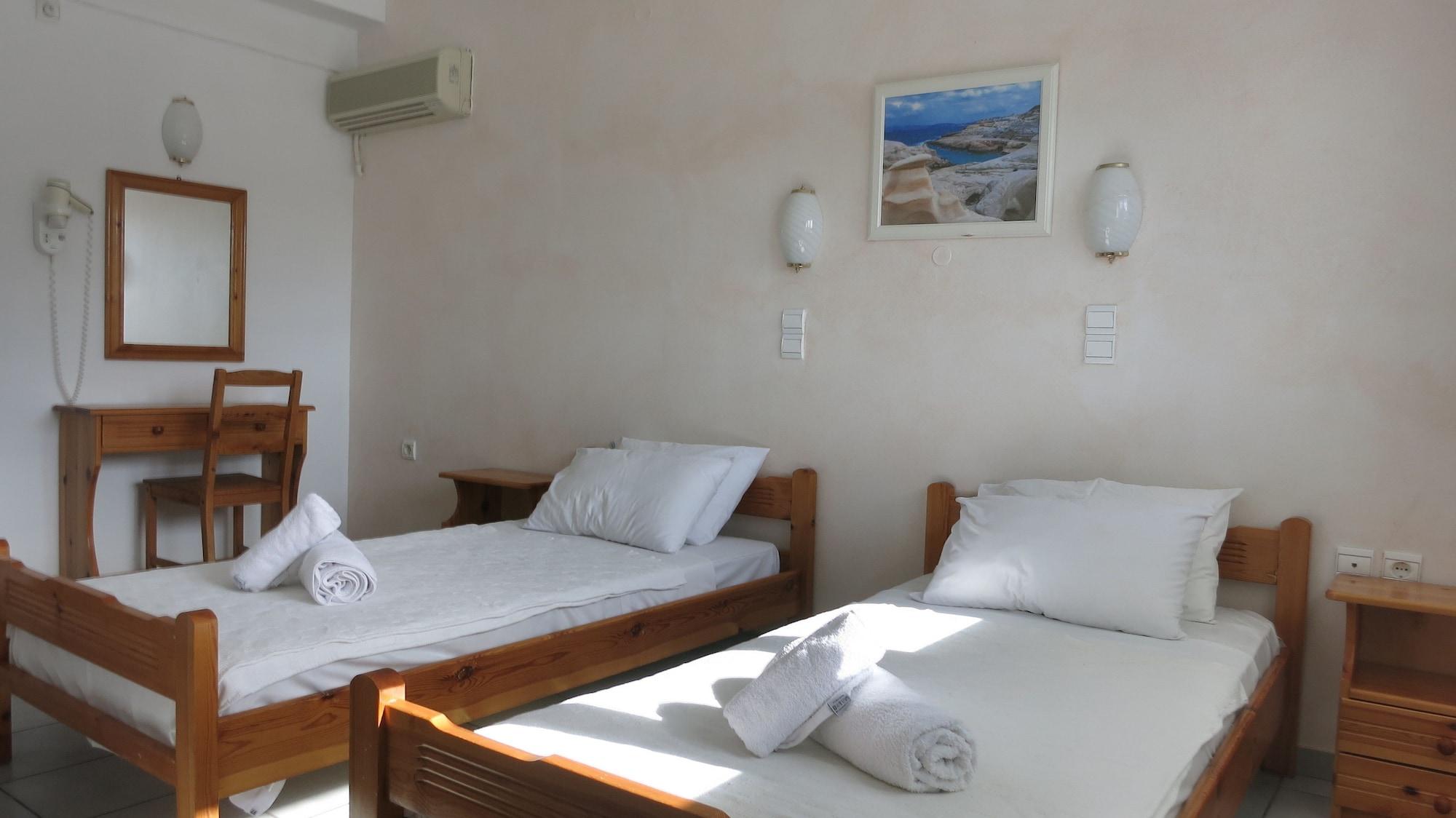 Lagada Beach Hotel Adamantas Eksteriør billede