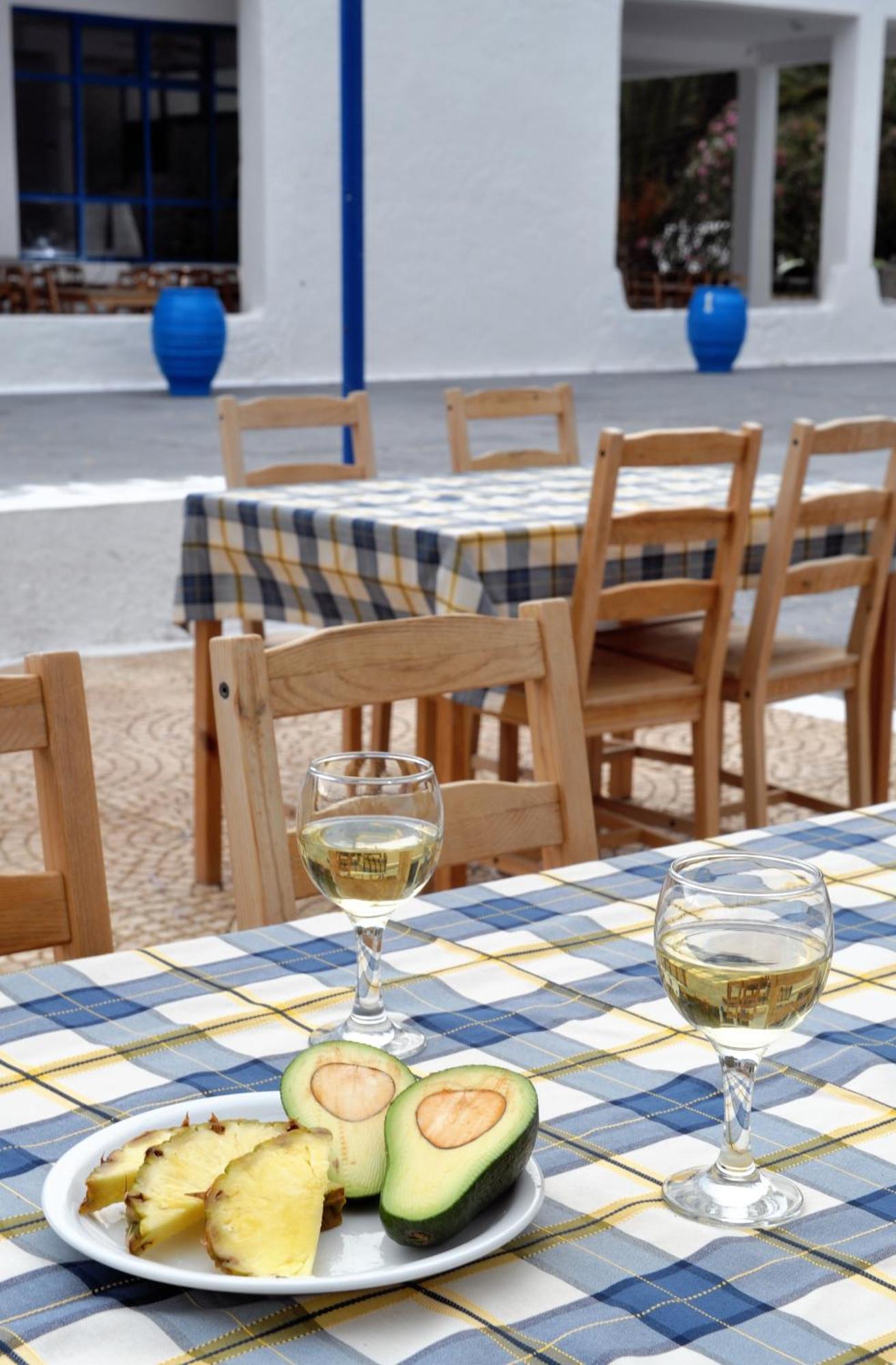 Lagada Beach Hotel Adamantas Eksteriør billede