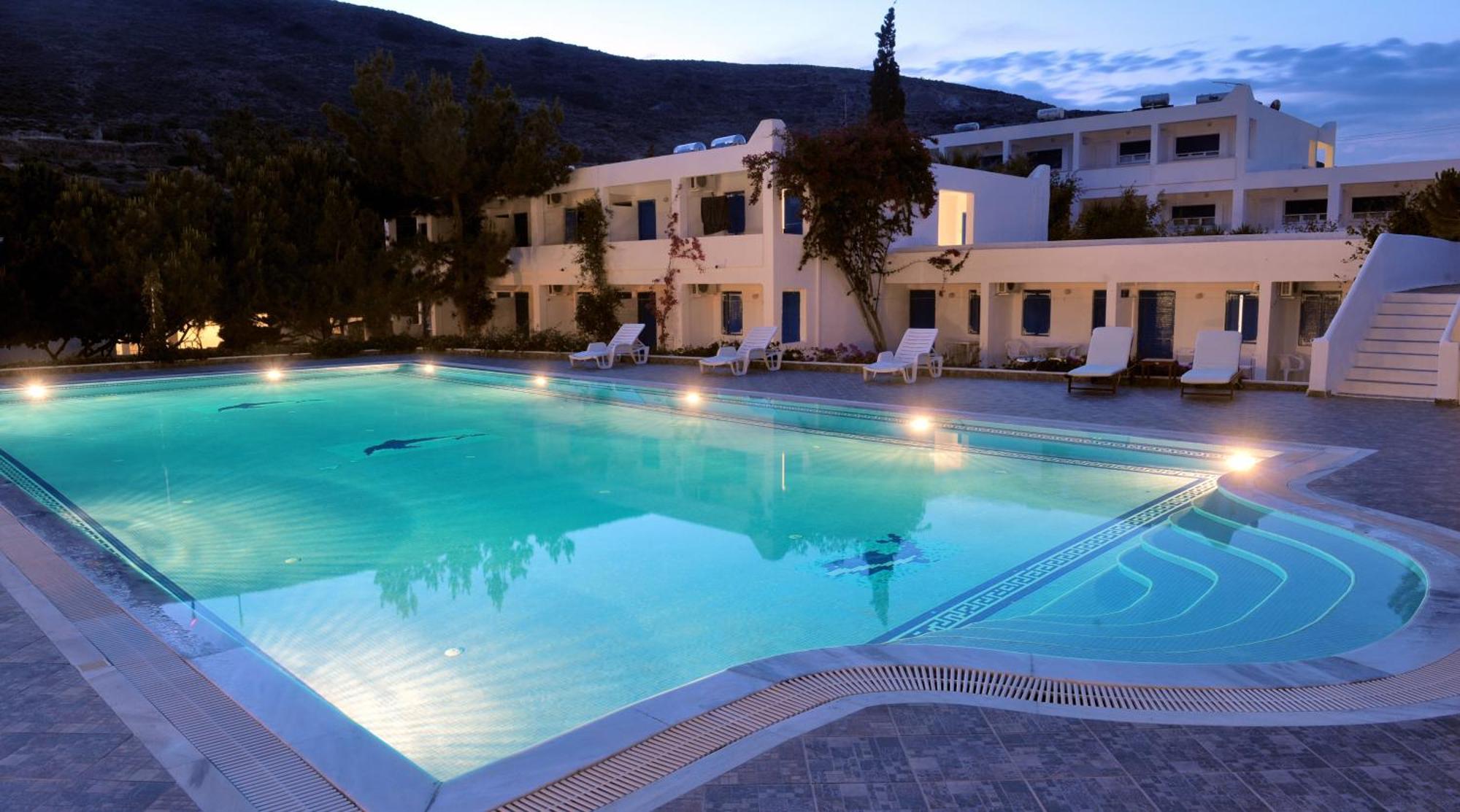 Lagada Beach Hotel Adamantas Eksteriør billede