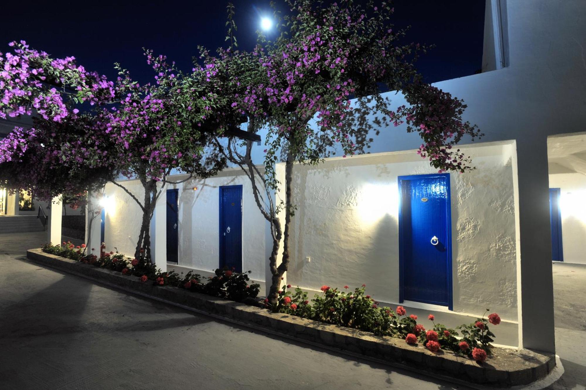 Lagada Beach Hotel Adamantas Eksteriør billede