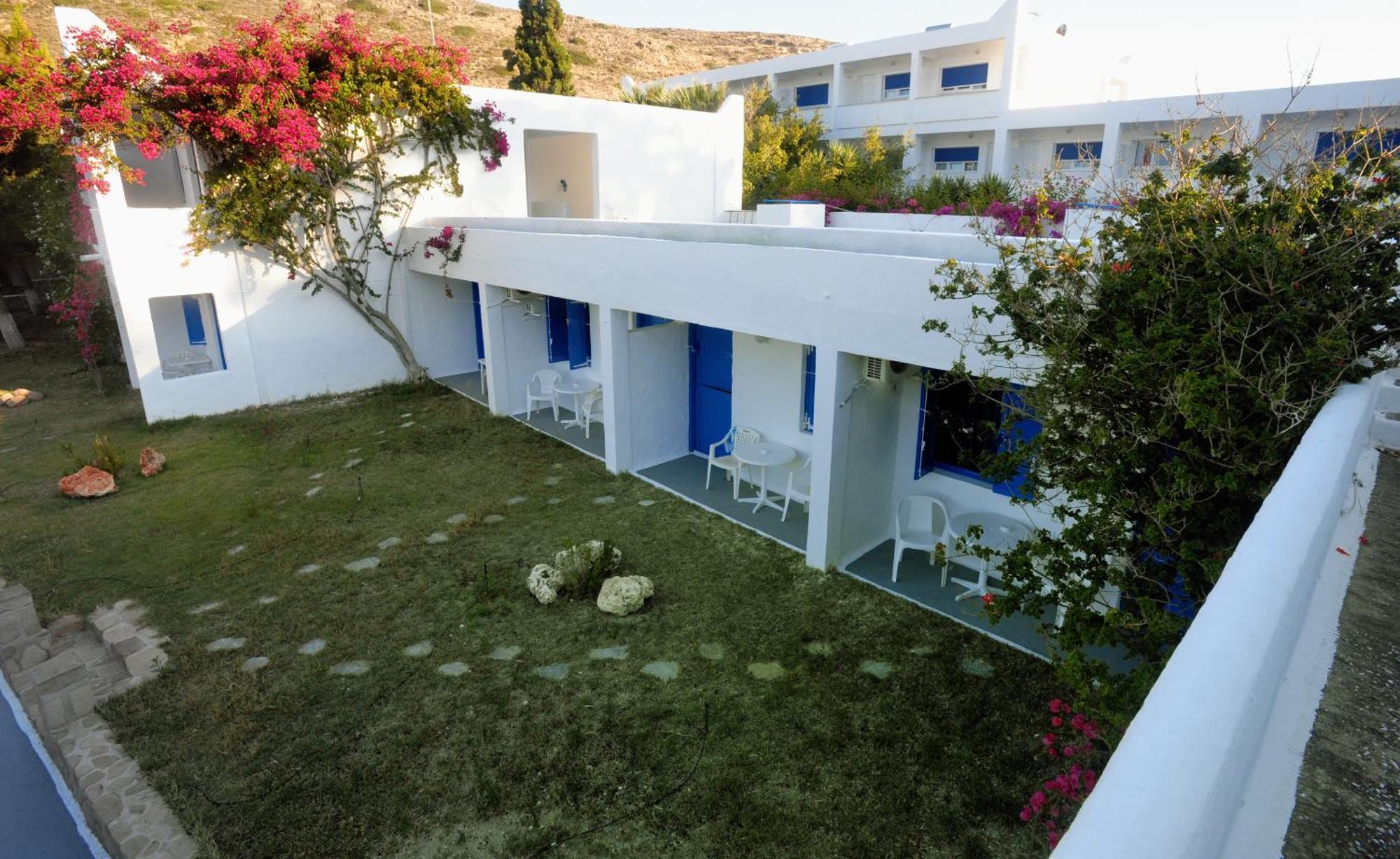 Lagada Beach Hotel Adamantas Eksteriør billede