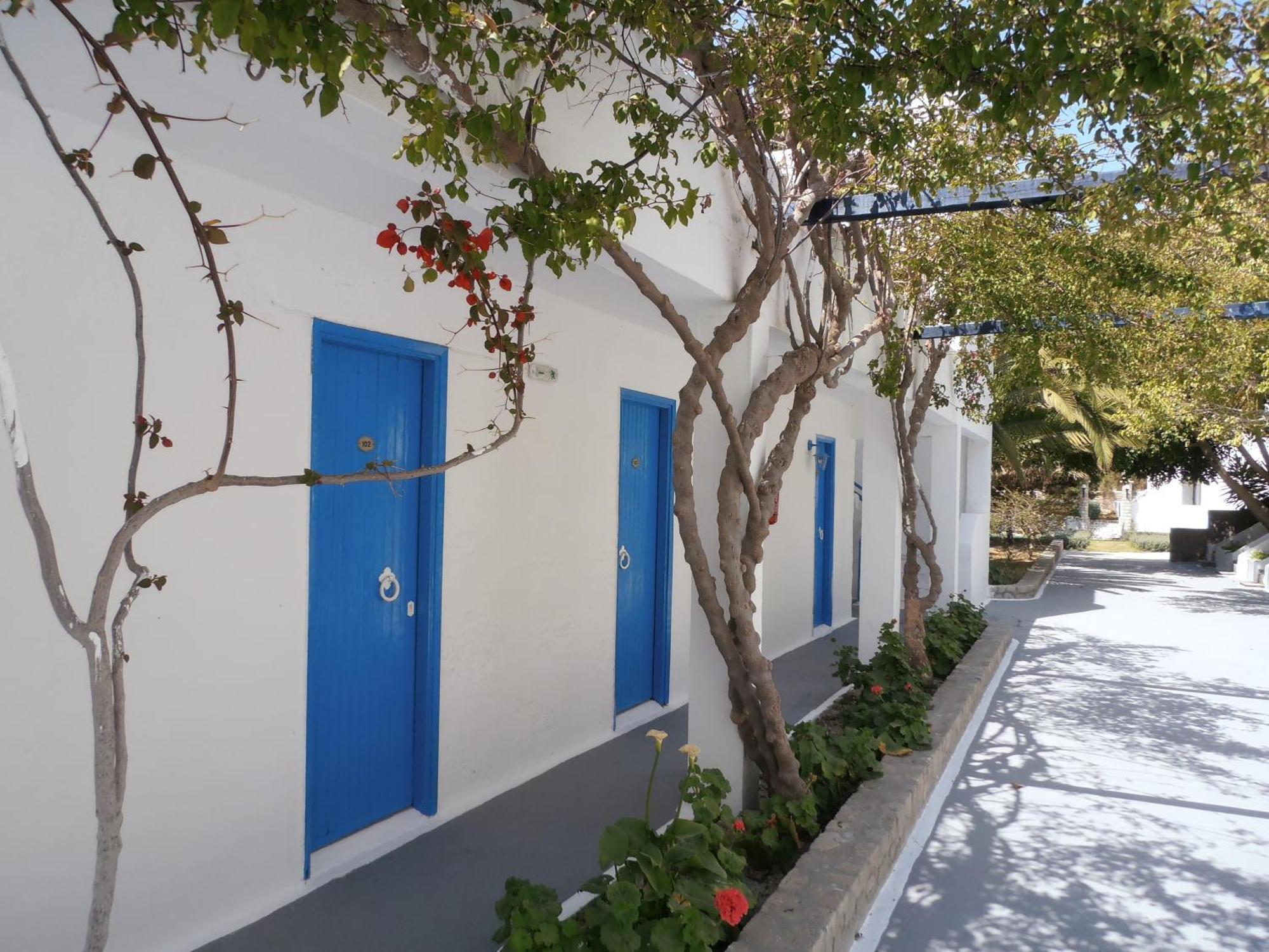 Lagada Beach Hotel Adamantas Eksteriør billede