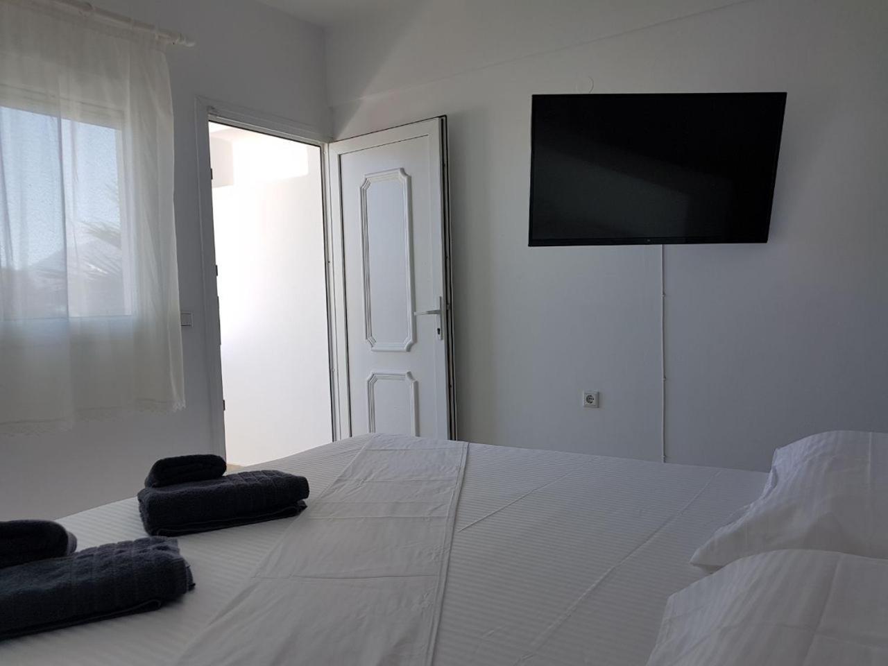 Lagada Beach Hotel Adamantas Eksteriør billede